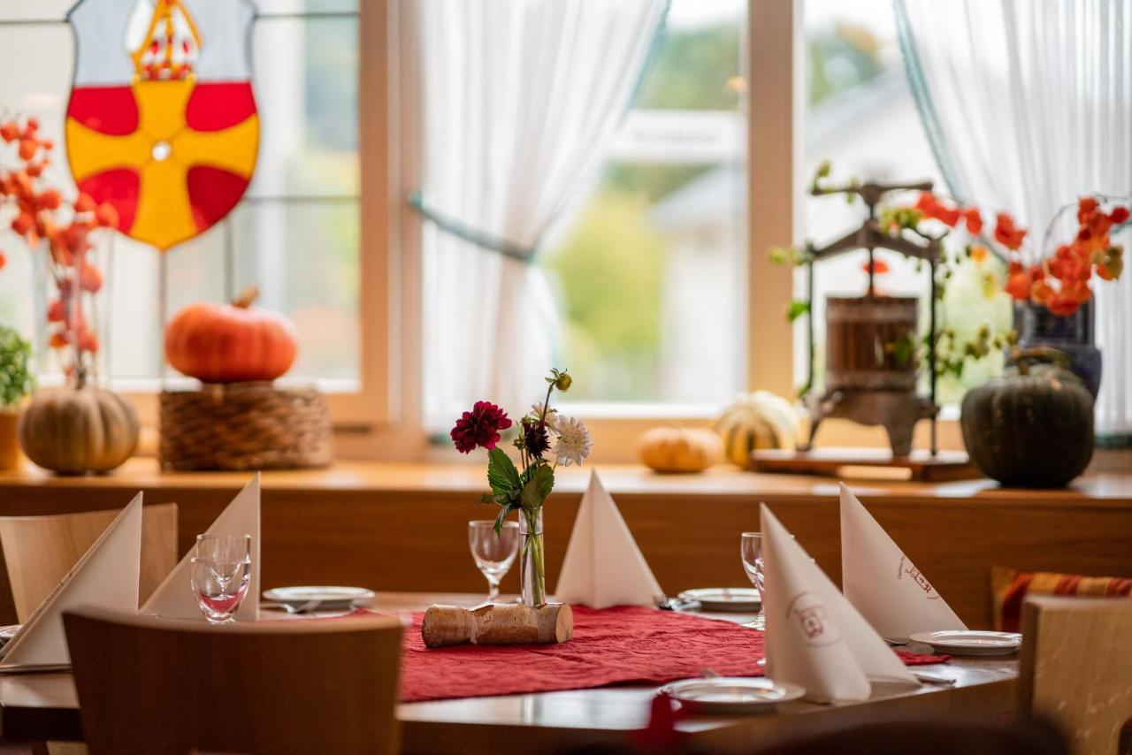 Gasthaus-Pension Zum Kreuz ชตูลิงเกน ภายนอก รูปภาพ