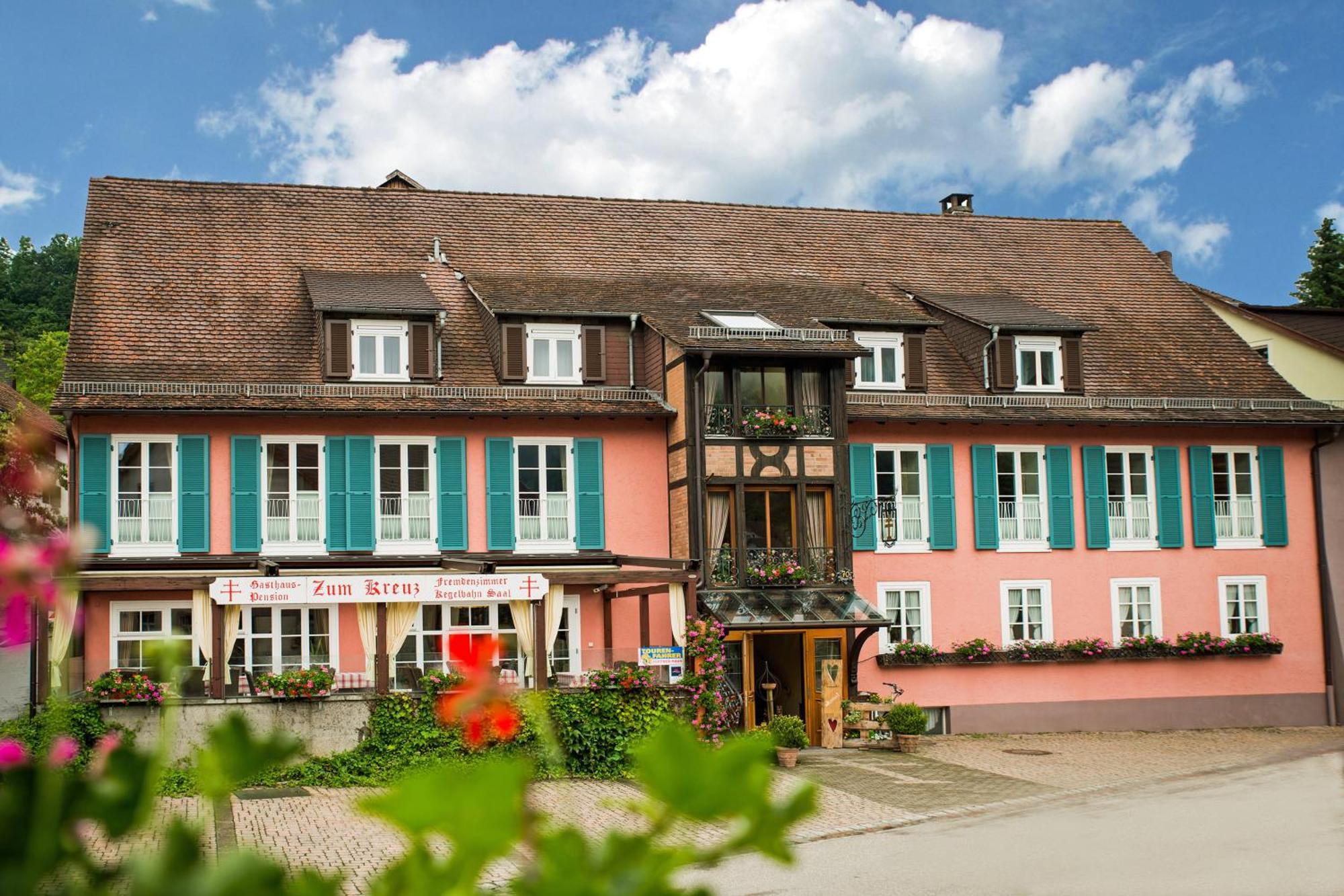 Gasthaus-Pension Zum Kreuz ชตูลิงเกน ภายนอก รูปภาพ